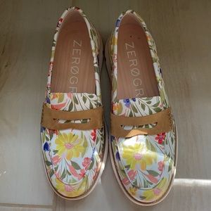 Cole Haan floral loafers 7B